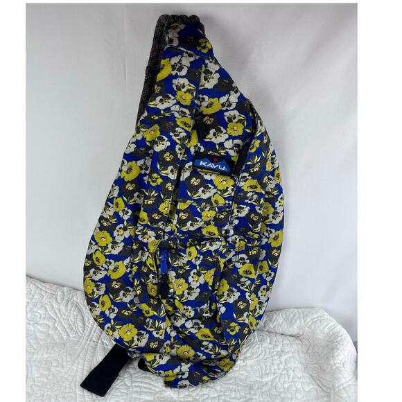 Kavu Sling Bag Blue/White Floral Rope Sling Walking Hiking Back Pack - Picture 1 of 10